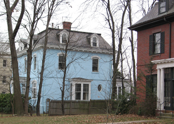 90 Ivy St.